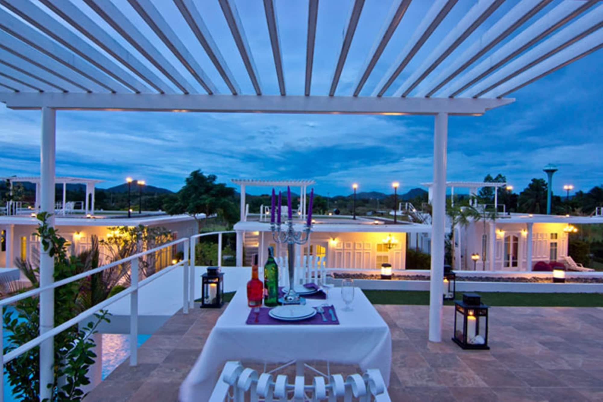 The Sea-Cret Garden Hua Hin Hotel Exterior photo
